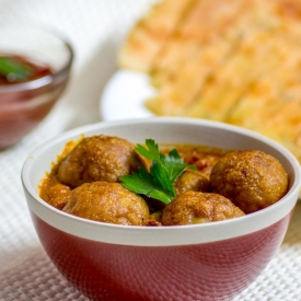 Kofta with Cheese Stuffed Flatbread