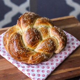 Traditional Challah Loaf