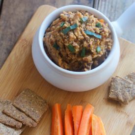 Roasted Eggplant Dip with Crackers