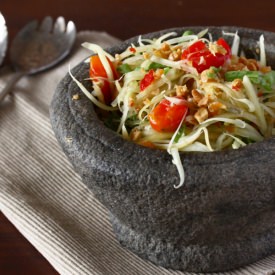 Som Tum (Thai Green Papaya Salad)