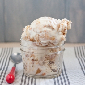 Apple Pie Oatmeal Cookie Ice Cream