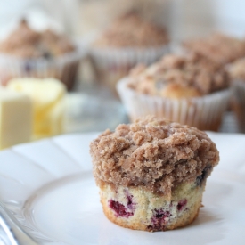 Berry Crumble Muffin