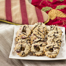 Cranberry Lemon Linzer Cookie