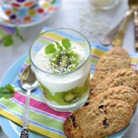 Coconut Yogurt with Kiwi