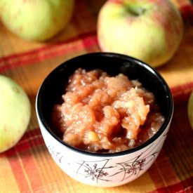 Vegan Homemade Apple Sauce