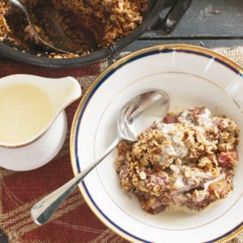 Rhubarb and Pear Crumble