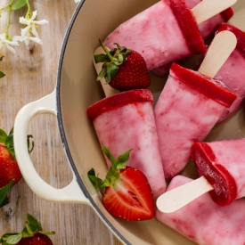 Strawberry Cheesecake Ice Pops