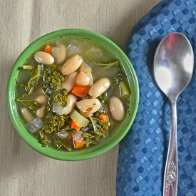 Kale and Cannellini Bean Soup