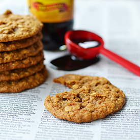 Oatmeal Raisin Molasses Cookies