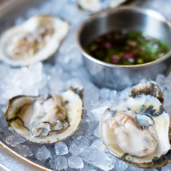 How to Shuck an Oyster