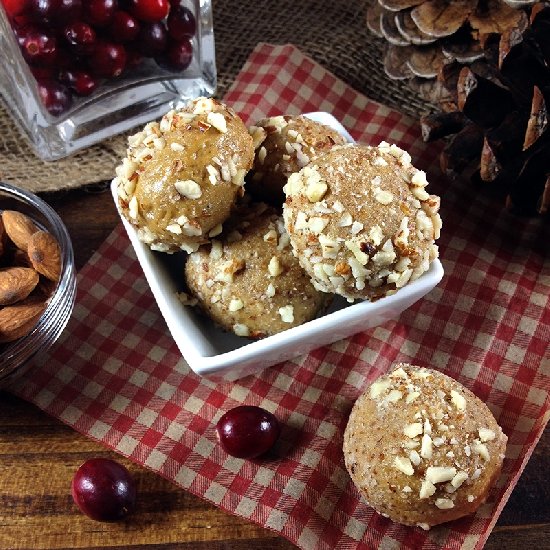 No-Bake Almond Butter Protein Bites