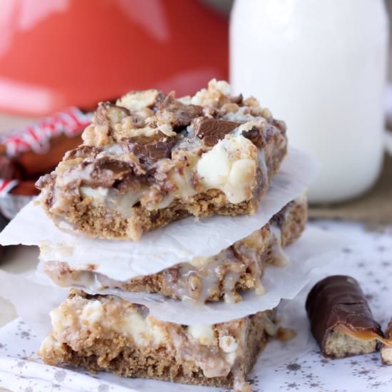 Gooey Gingerbread Twix Bars