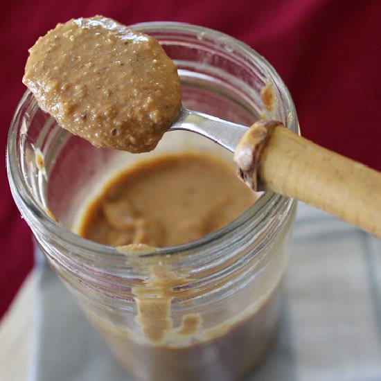 Homemade Peanut Butter