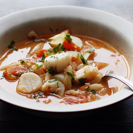 Fish Soup with Scallops and Tomato