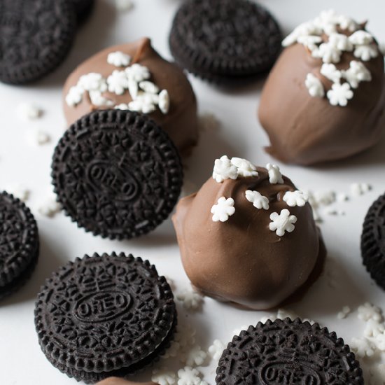 Snowflake Oreo Cookie Balls