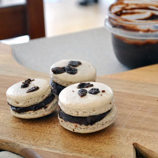 Gingerbread Macarons