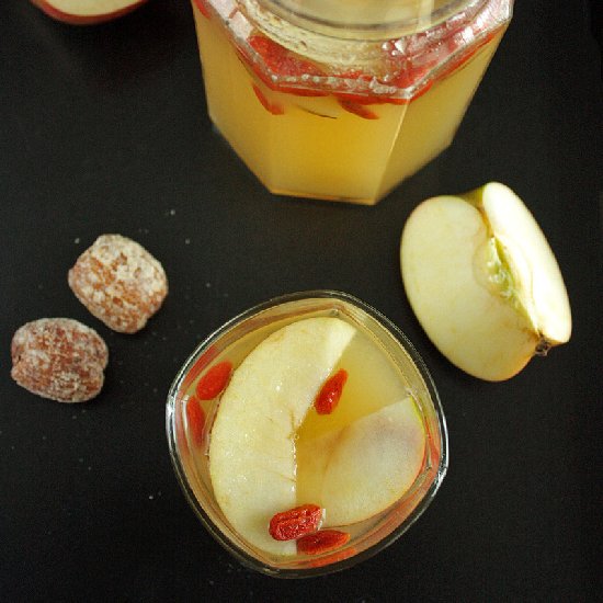 Apple Goji Berry Honey Date Drink