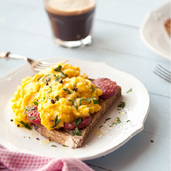 Scrambled Eggs With Turkish Sujuk