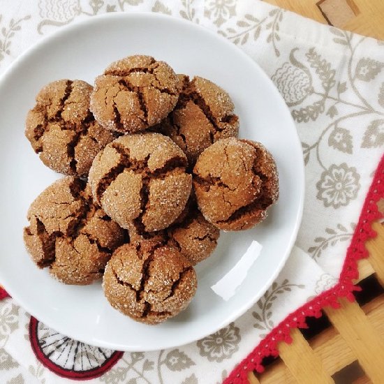 Ginger & Molasses Cookies