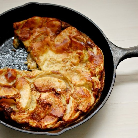 Apple Dutch Baby Pancake