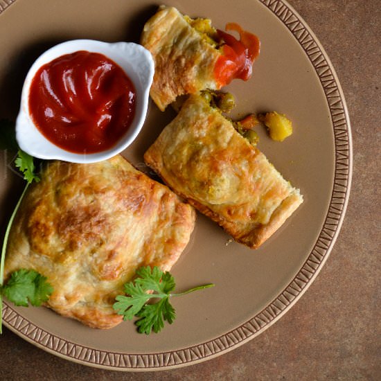 Kerala Vegetable Puffs