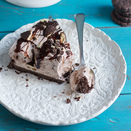 Thin Mint Ice Cream Pie