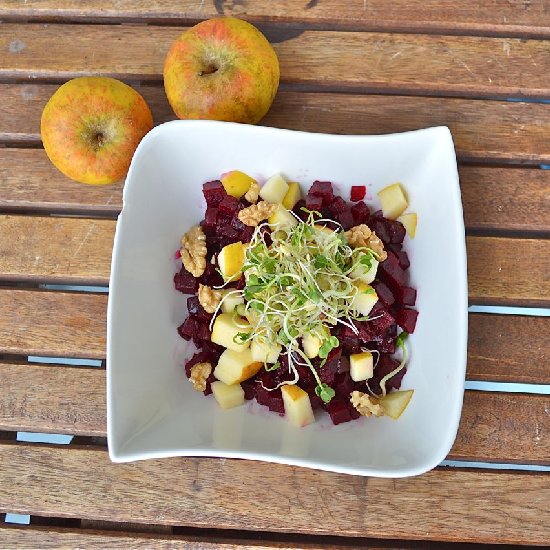 Beet Salad with Apples