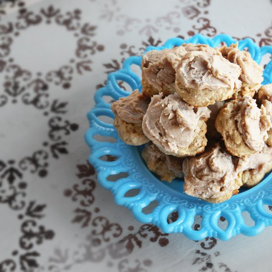 Cashew Cookies & Burnt Butter Icing