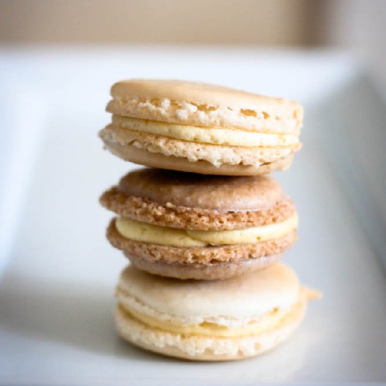 Eggnog macarons