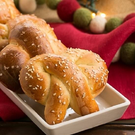 Challah Pretzels