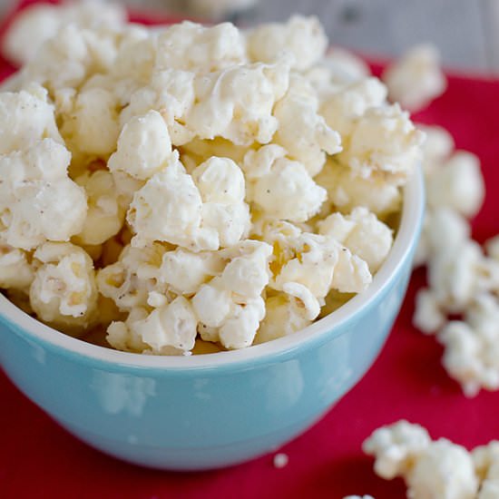 Eggnog Spiced Popcorn