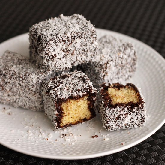 Snow White Lamingtons