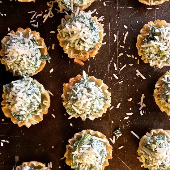 Spinach Artichoke Canapés