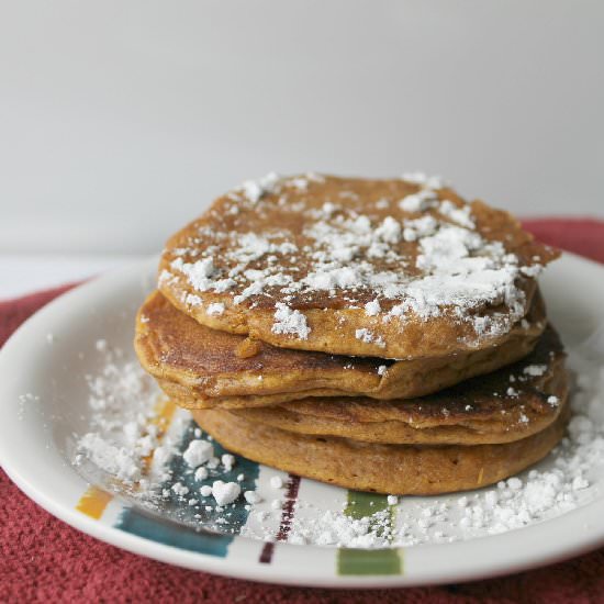 Healthier Pumpkin Spice Pancakes