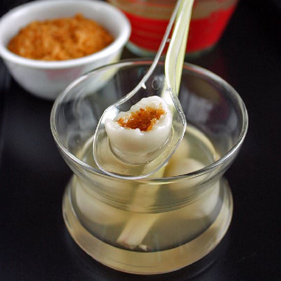 Glutinous Rice Ball in Ginger Syrup