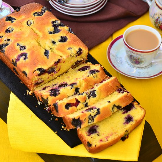 Spiced Blueberry Pumpkin Cake