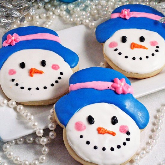 Cute Christmas Snowmen Cookies