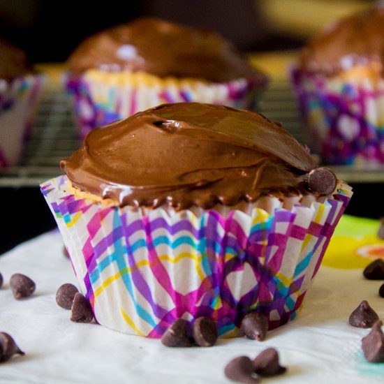 Chocolate Dipped Cupcakes