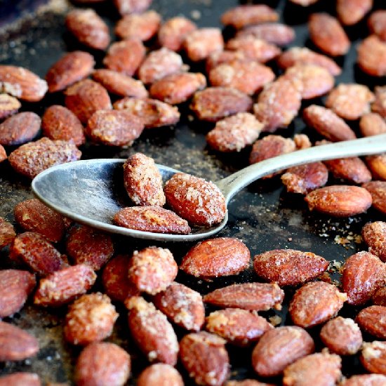 Roasted Cinnamon Almonds