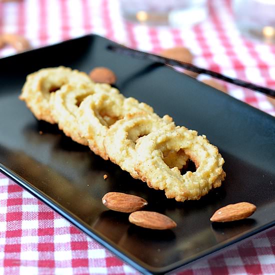 Vanilla butter cookies