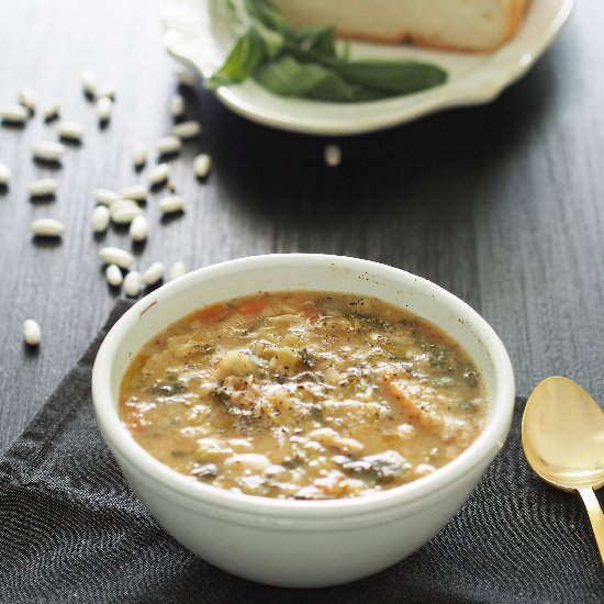 Traditional Tuscan Ribollita