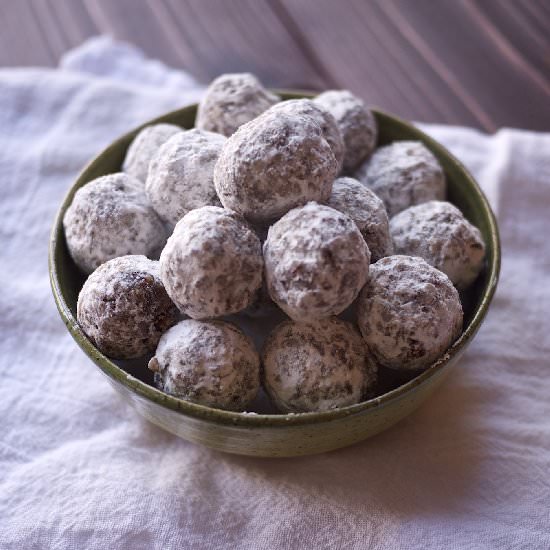 No-Bake Date Ball Cookies