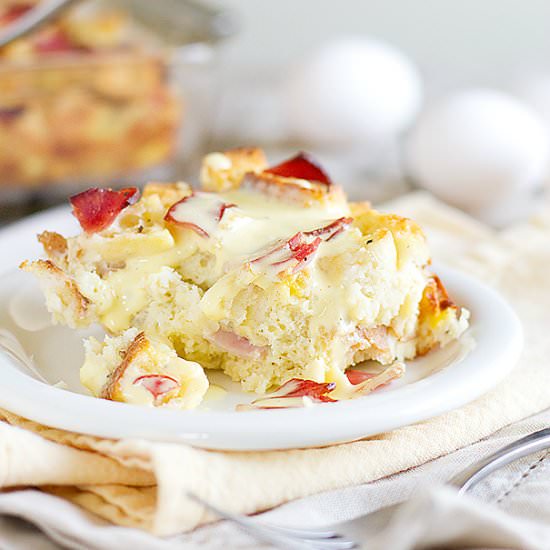 Eggs Benedict Strata