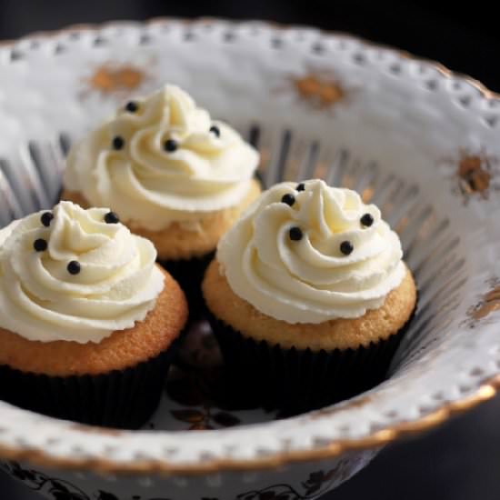 Vanilla Cupcakes