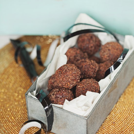 Chocolate and Oatmeal Truffles