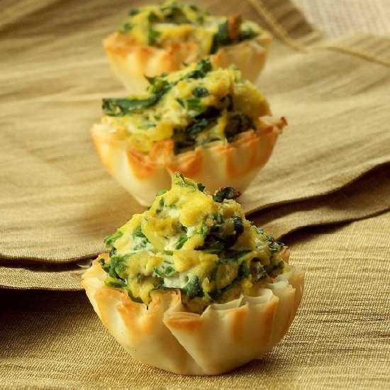 Vegan Mini Spinach Quiches