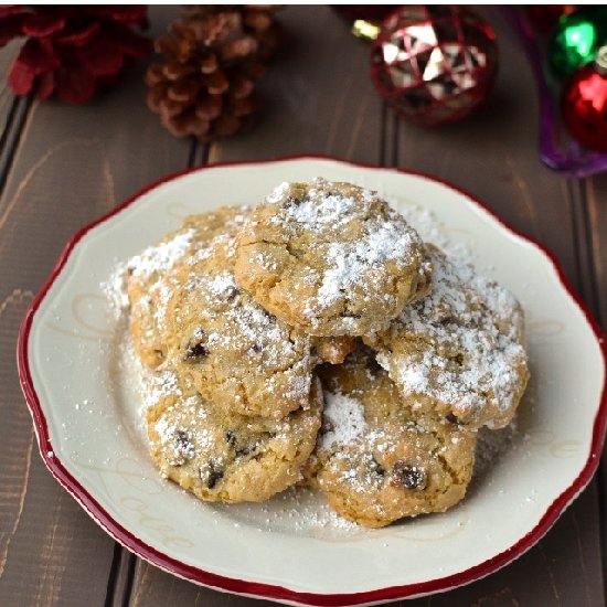 Almond-Pistachio Cloud Cookies