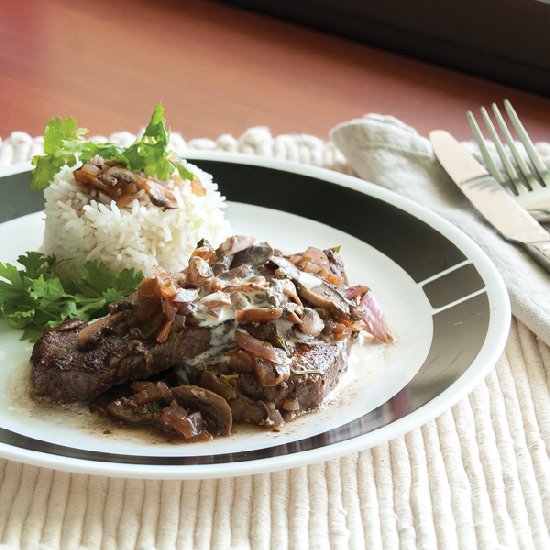 Tenderloin Steaks with Wine Sauce