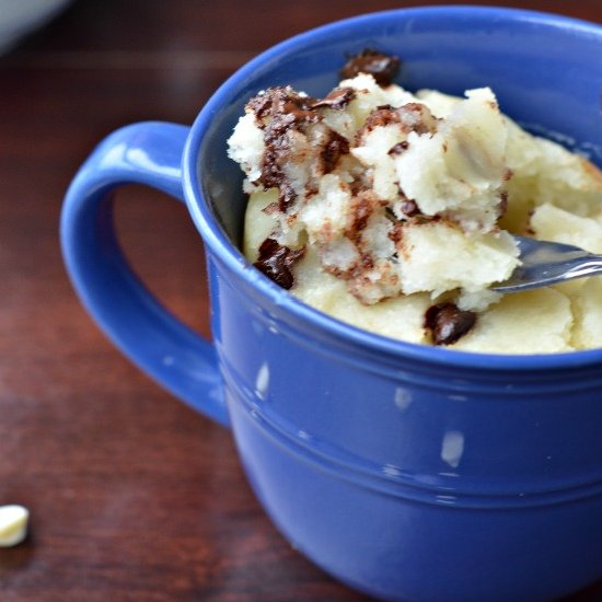 Vanilla chocolate chip mug cupcake