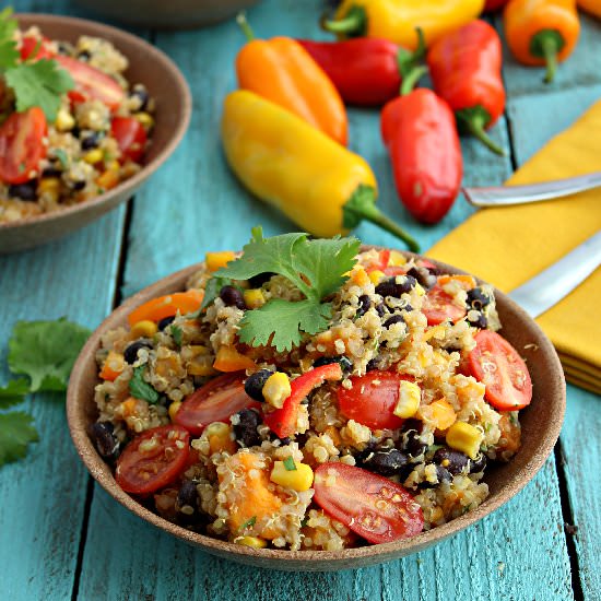 Detox Quinoa and Veggie Salad